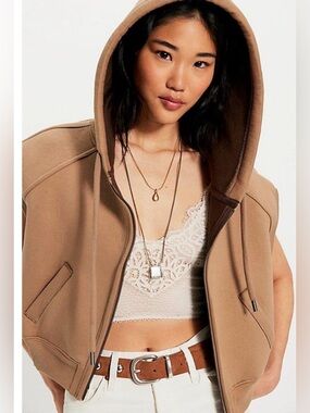 We The Free Pop layer Hooded Sleeveless Zip-Front Vest in Tan